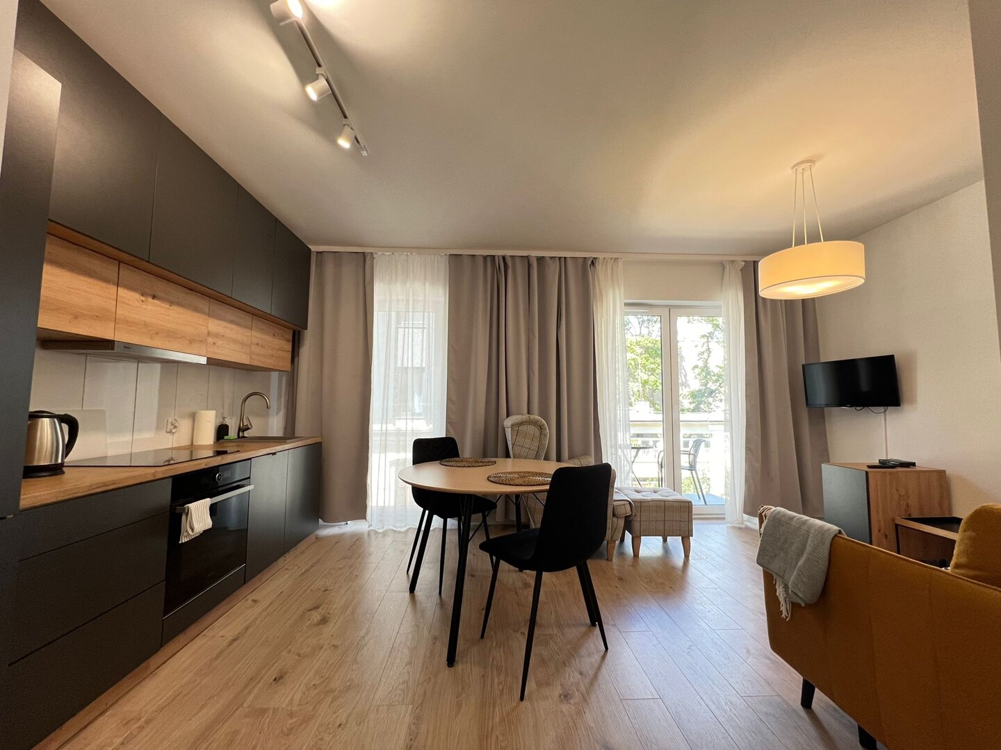 MYE Apartments - 1